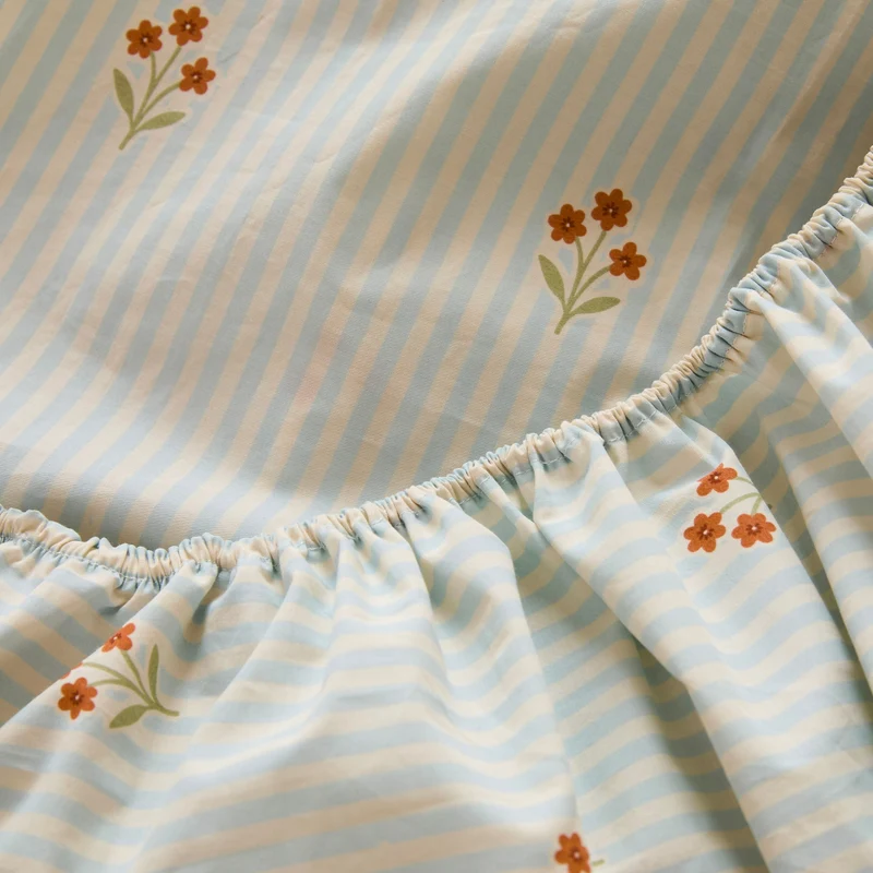 Le drap housse collection nuit fleurie