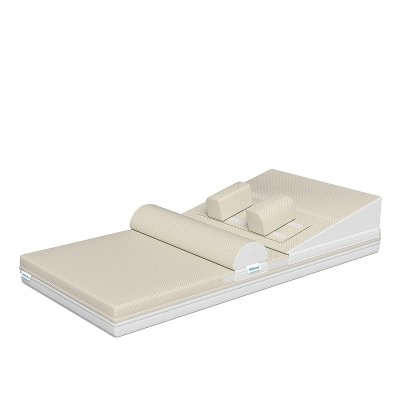 Kit Minea bébé - Matelas mousse déhoussable + accessoires - 10 cm d'épaisseur - Accueil moelleux