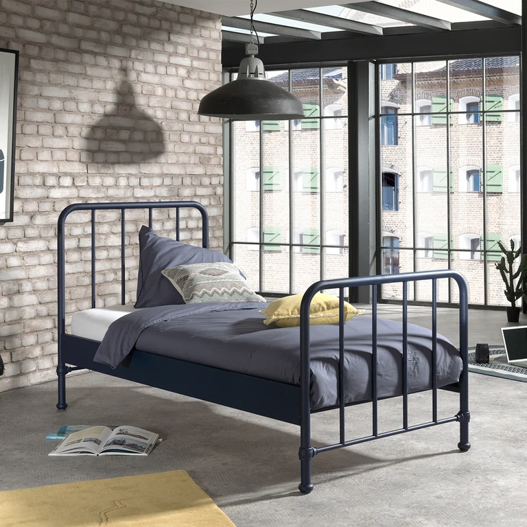 Lit 90x200 sommier inclus Vipack Bronxx Denim mat