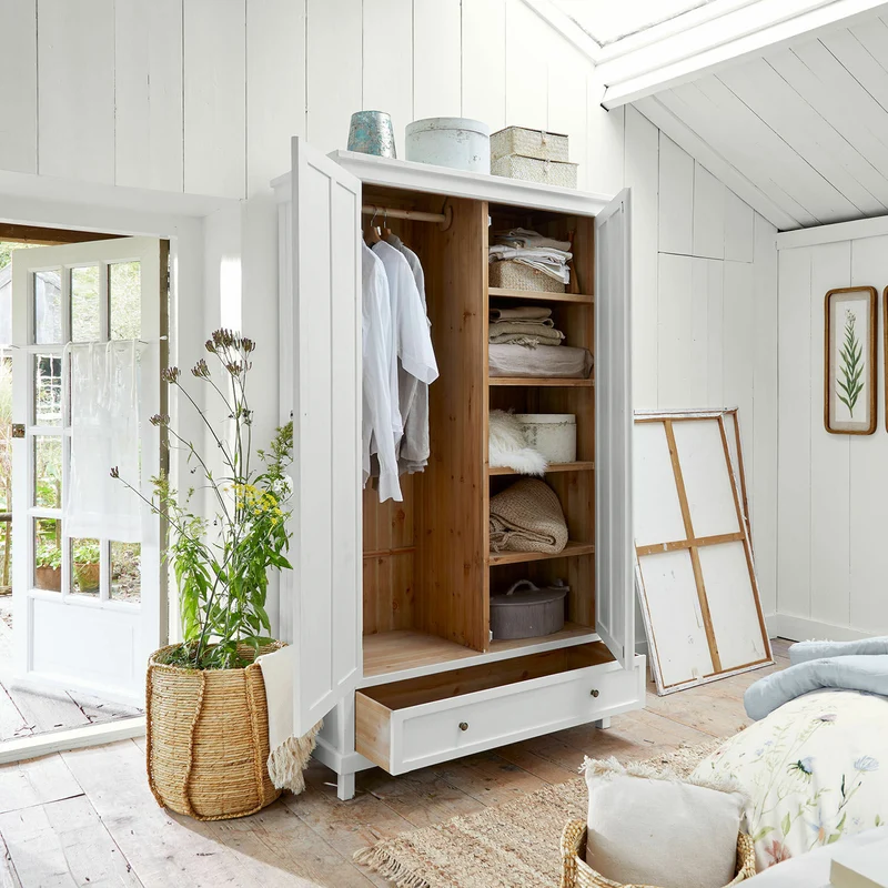 Armoire LOBERON Sirevol blanc vieilli