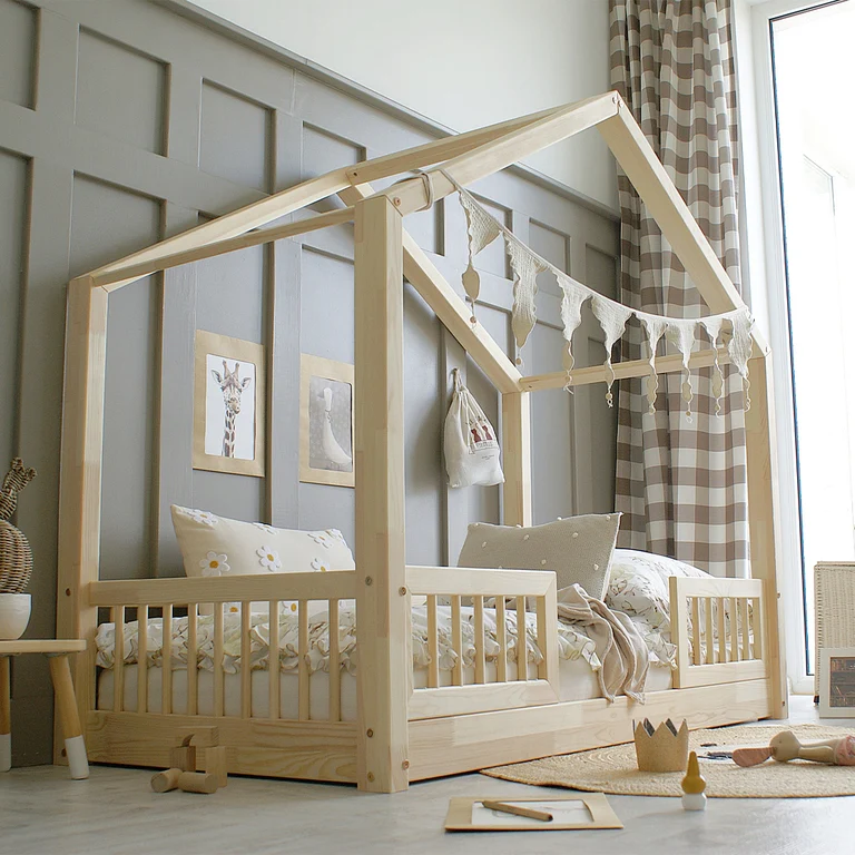 Lit cabane 90x200 barrières et sommier inclus pieds 1 cm Iris Bois