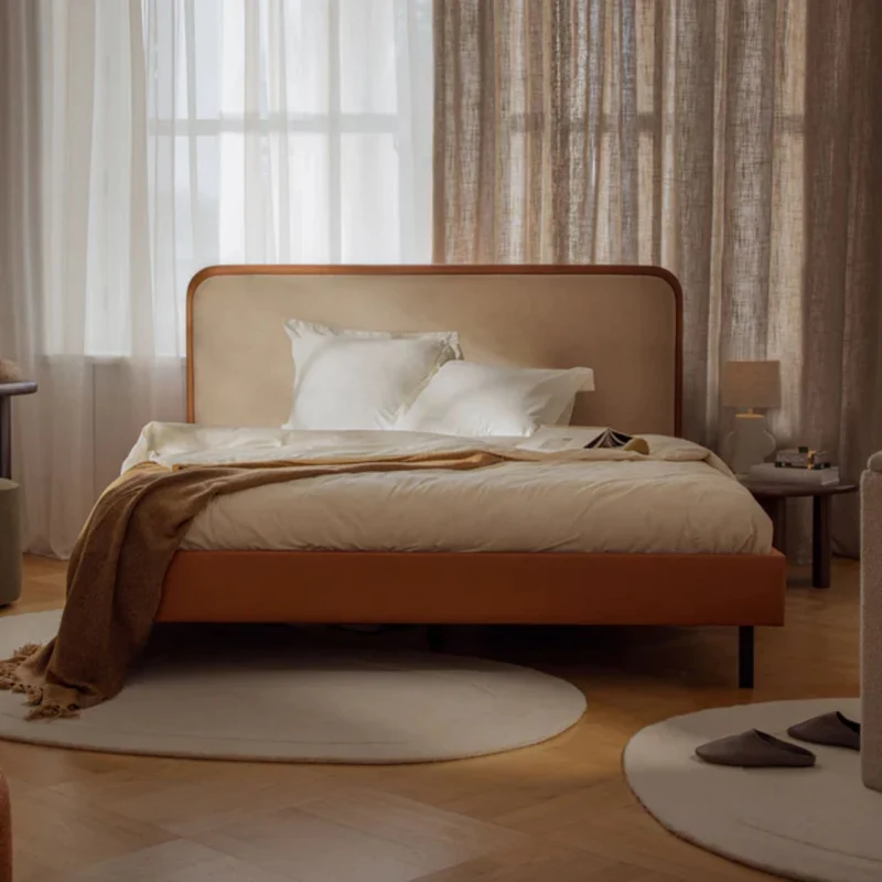 Lit MICADONI Aveline en Velours et Cuir végan Amande beige et Bordeaux 200x200cm